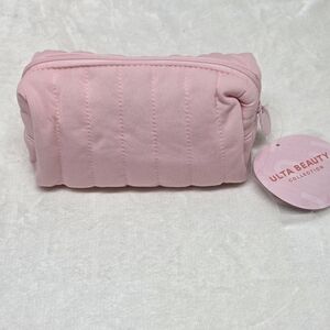 🌴3/$15🌴 NWT Ulta Beauty Pink Quilted Makeup Bag & Travel Case